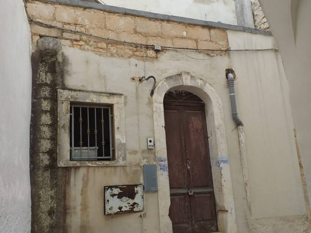 casa indipendente in vendita a Turi