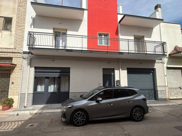 casa indipendente in vendita a Turi