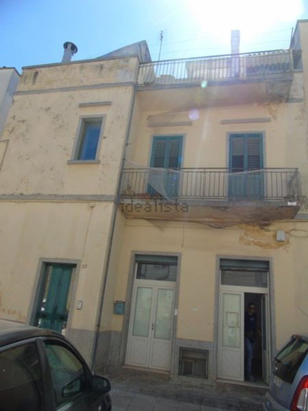 casa indipendente in vendita a Turi