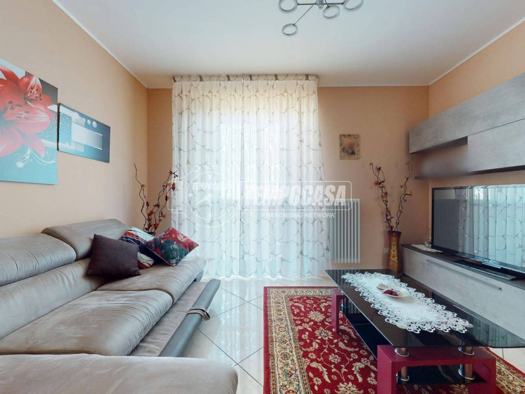 appartamento in vendita a Turi