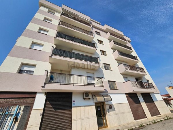 appartamento in vendita a Turi