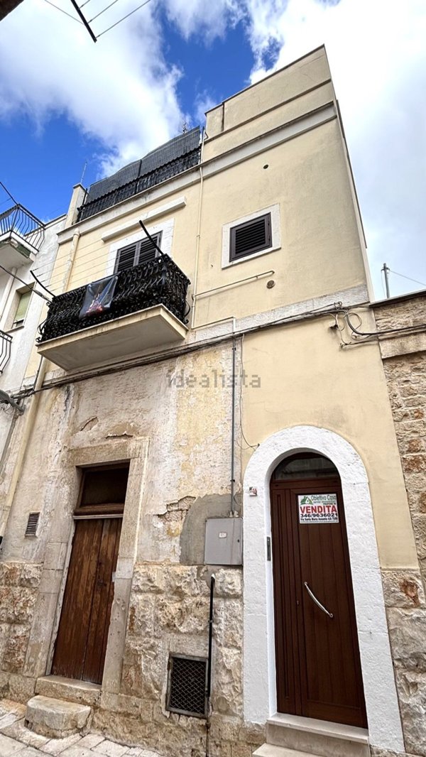 casa indipendente in vendita a Turi