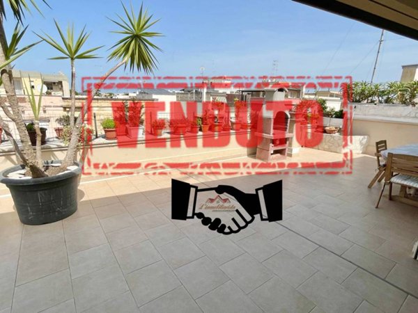 casa indipendente in vendita a Valenzano
