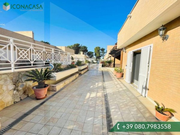 casa indipendente in vendita a Valenzano