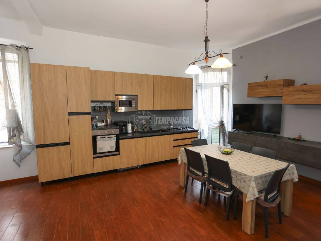 casa indipendente in vendita a Valenzano