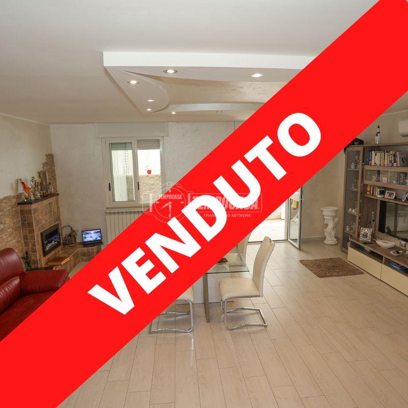 casa indipendente in vendita a Valenzano