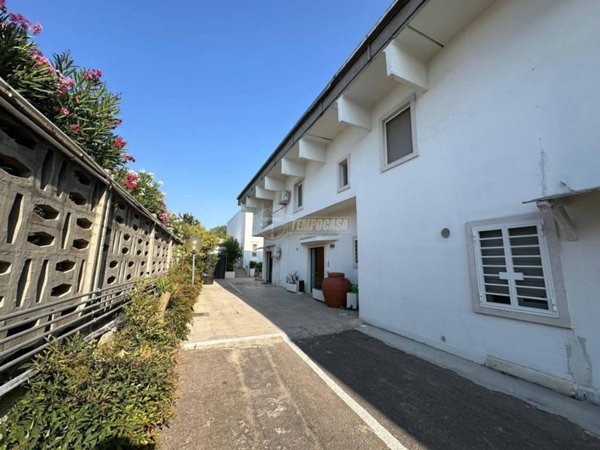 casa indipendente in vendita a Valenzano