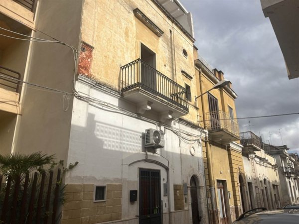 casa indipendente in vendita a Valenzano