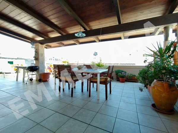 casa indipendente in vendita a Valenzano