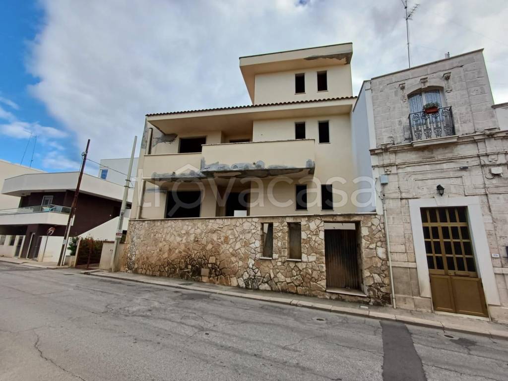 casa indipendente in vendita a Valenzano