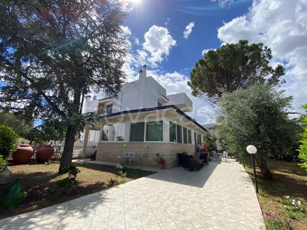 casa indipendente in vendita a Valenzano