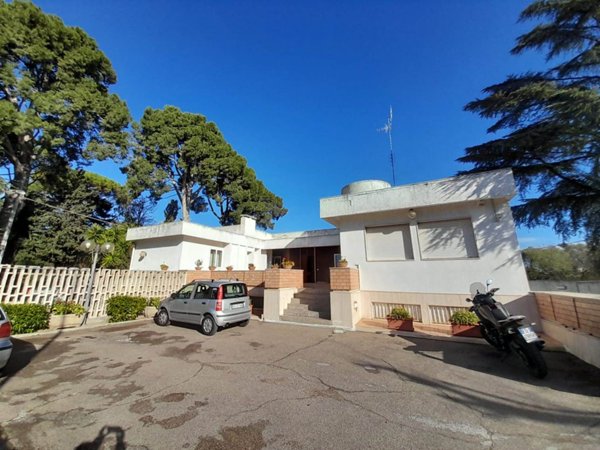 casa indipendente in vendita a Valenzano