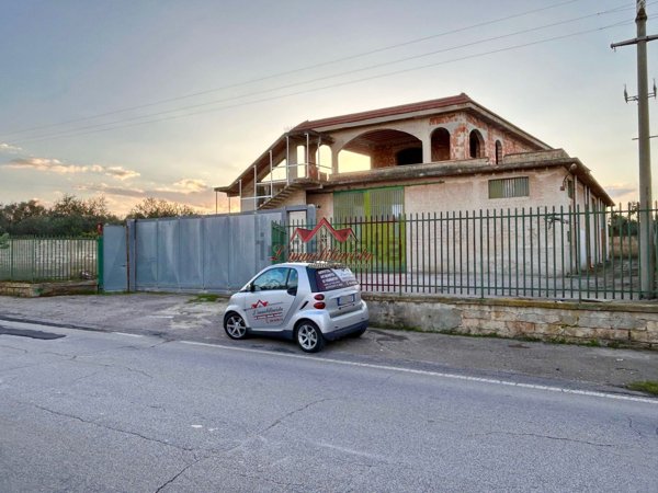 ufficio in vendita a Valenzano