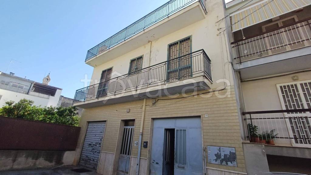 casa indipendente in vendita a Valenzano