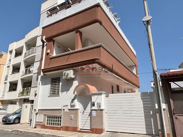 casa indipendente in vendita a Valenzano