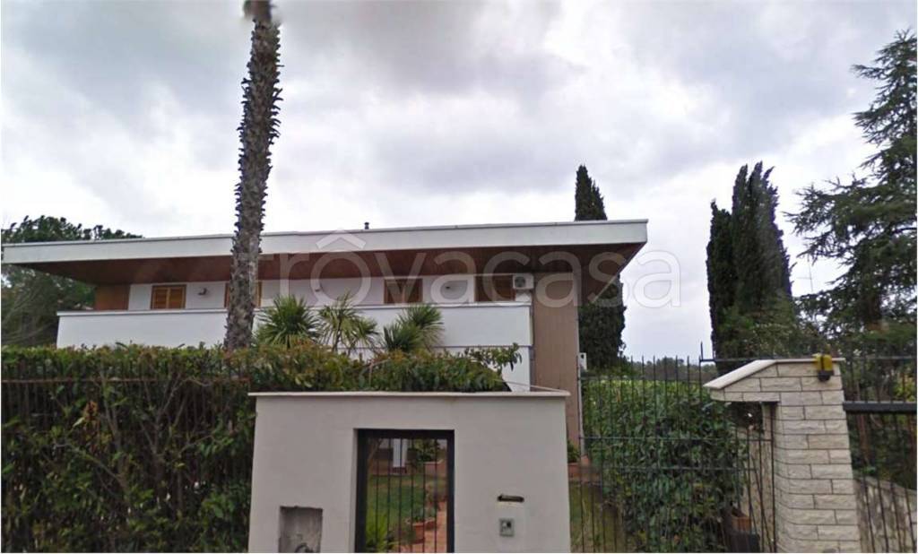 casa indipendente in vendita a Valenzano