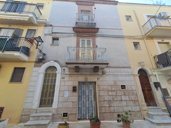 casa indipendente in vendita a Valenzano