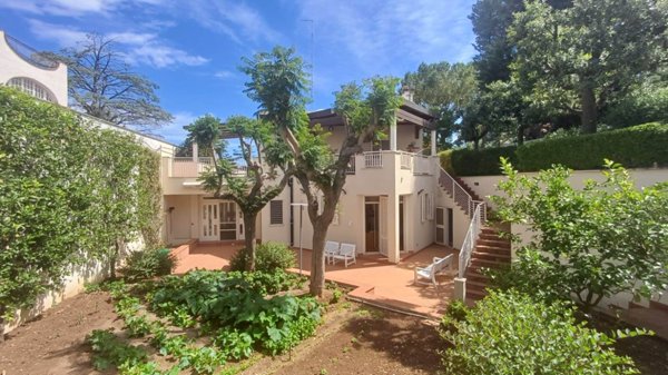 casa indipendente in vendita a Valenzano