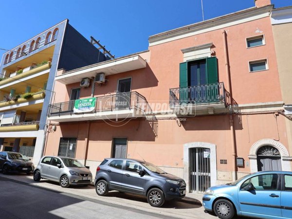 casa indipendente in vendita a Valenzano