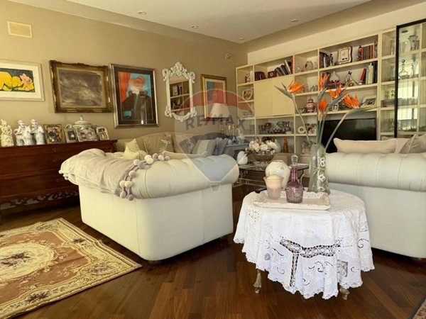 casa indipendente in vendita a Valenzano