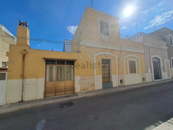 casa indipendente in vendita a Valenzano