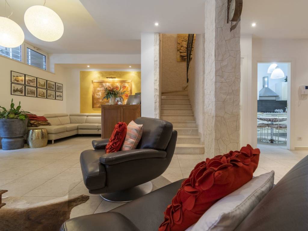 casa indipendente in vendita a Valenzano