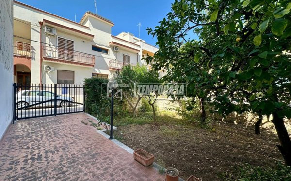 casa indipendente in vendita a Valenzano