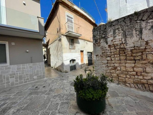 casa indipendente in vendita a Valenzano