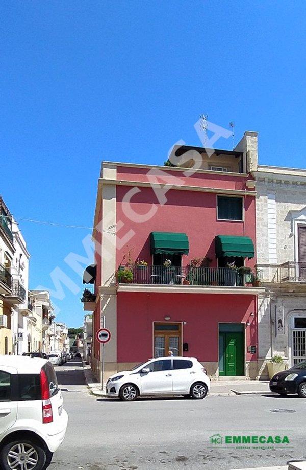 casa indipendente in vendita a Valenzano