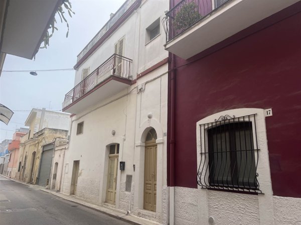casa indipendente in vendita a Valenzano
