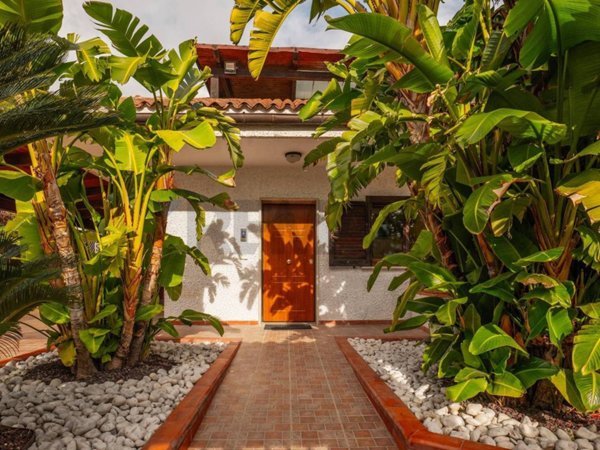 casa indipendente in vendita a Valenzano