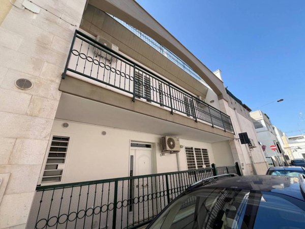 casa indipendente in vendita a Valenzano