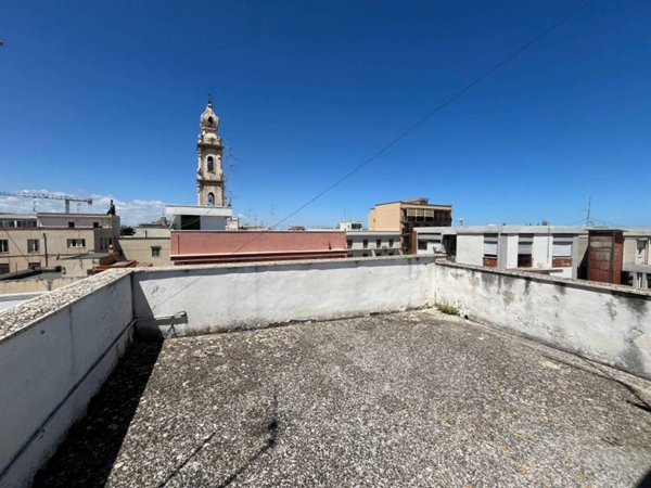 casa indipendente in vendita a Valenzano