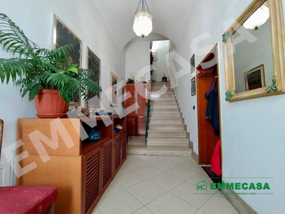 casa indipendente in vendita a Valenzano