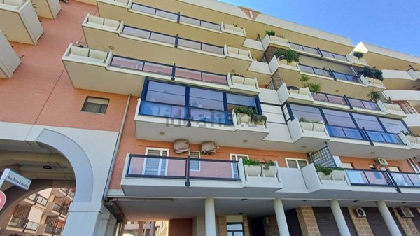 appartamento in vendita a Valenzano in zona Lamie