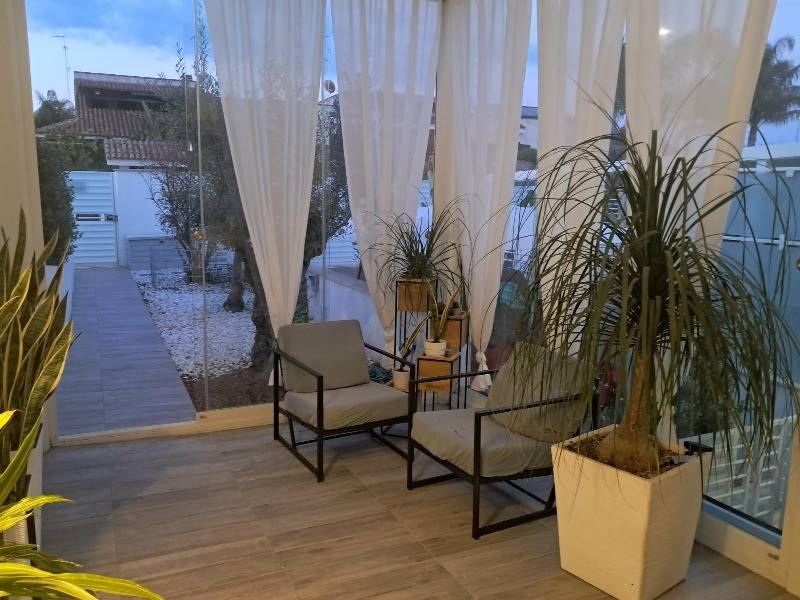 casa indipendente in vendita a Valenzano