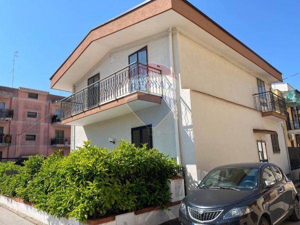 casa indipendente in vendita a Valenzano