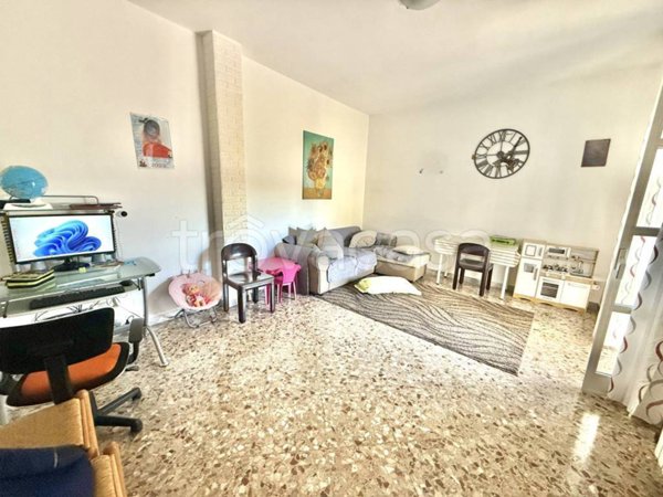 appartamento in vendita a Valenzano in zona Lamie