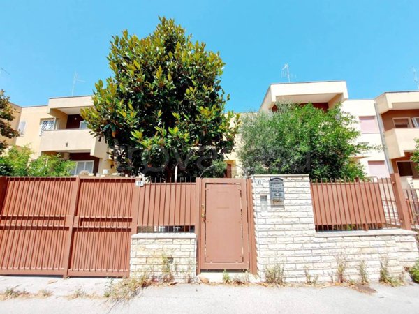 casa indipendente in vendita a Valenzano