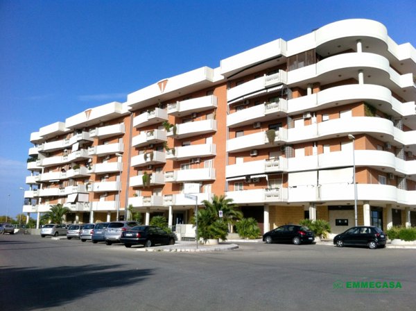 appartamento in vendita a Valenzano in zona Lamie