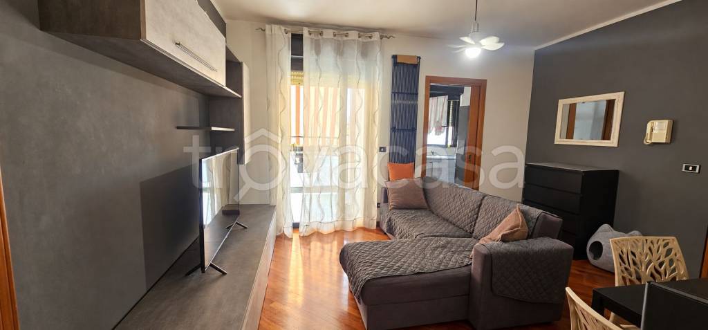 appartamento in vendita a Valenzano in zona Lamie