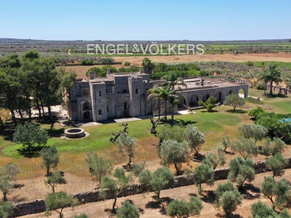 casa indipendente in vendita ad Avetrana