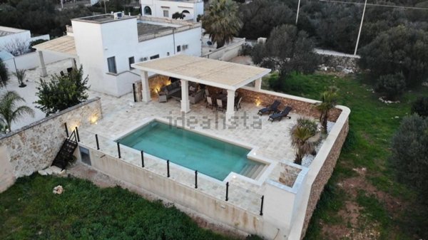 casa indipendente in vendita ad Avetrana