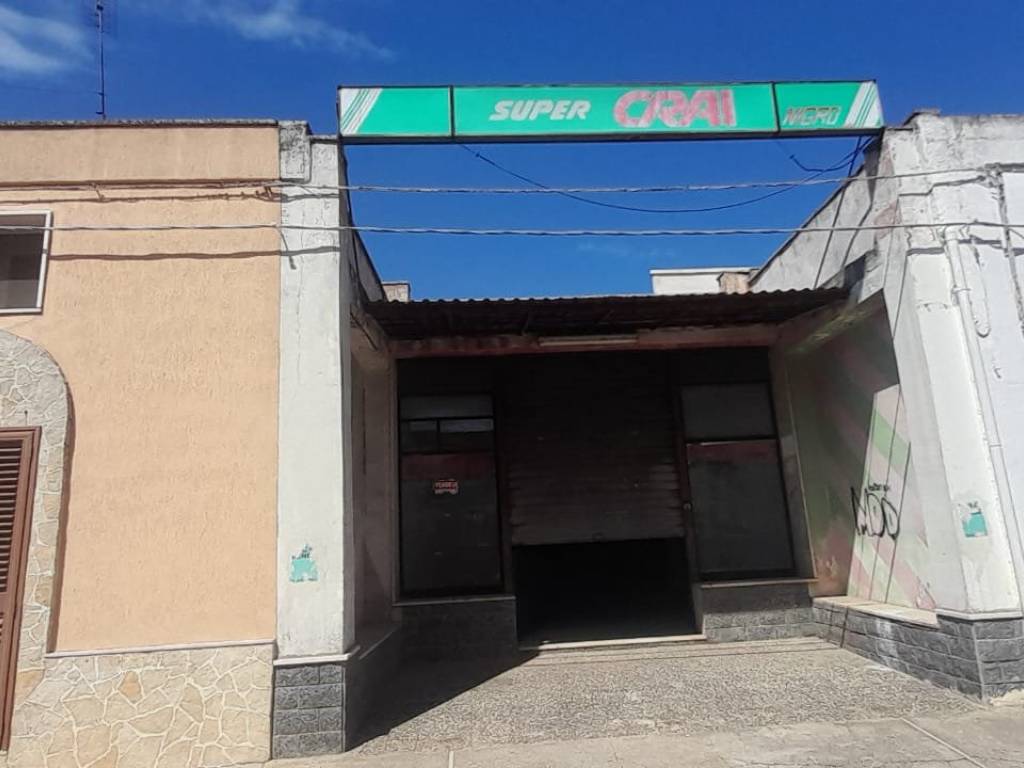 negozio in vendita ad Avetrana