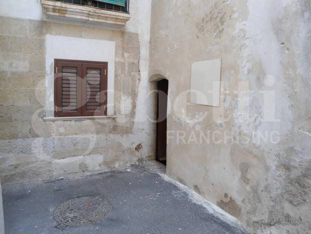 locale commerciale in vendita ad Avetrana