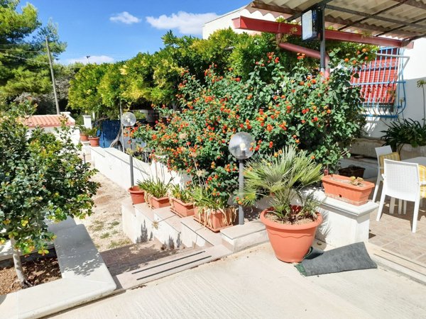 casa indipendente in vendita ad Avetrana