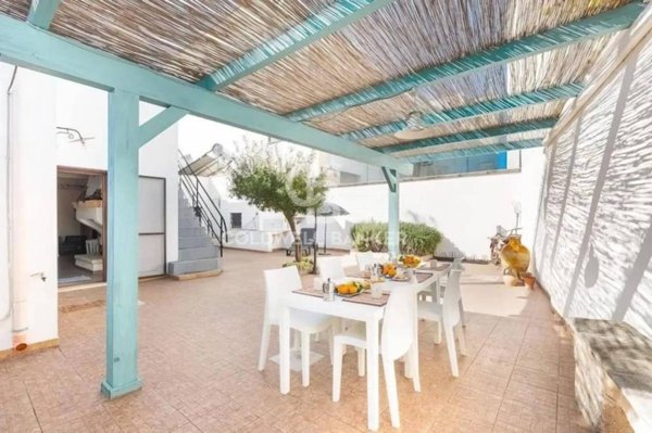 casa semindipendente in vendita ad Avetrana