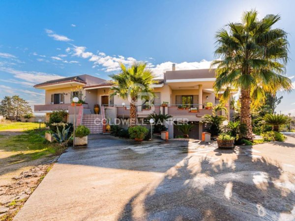 casa indipendente in vendita ad Avetrana