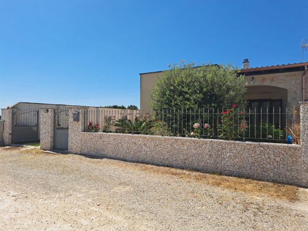 casa indipendente in vendita ad Avetrana