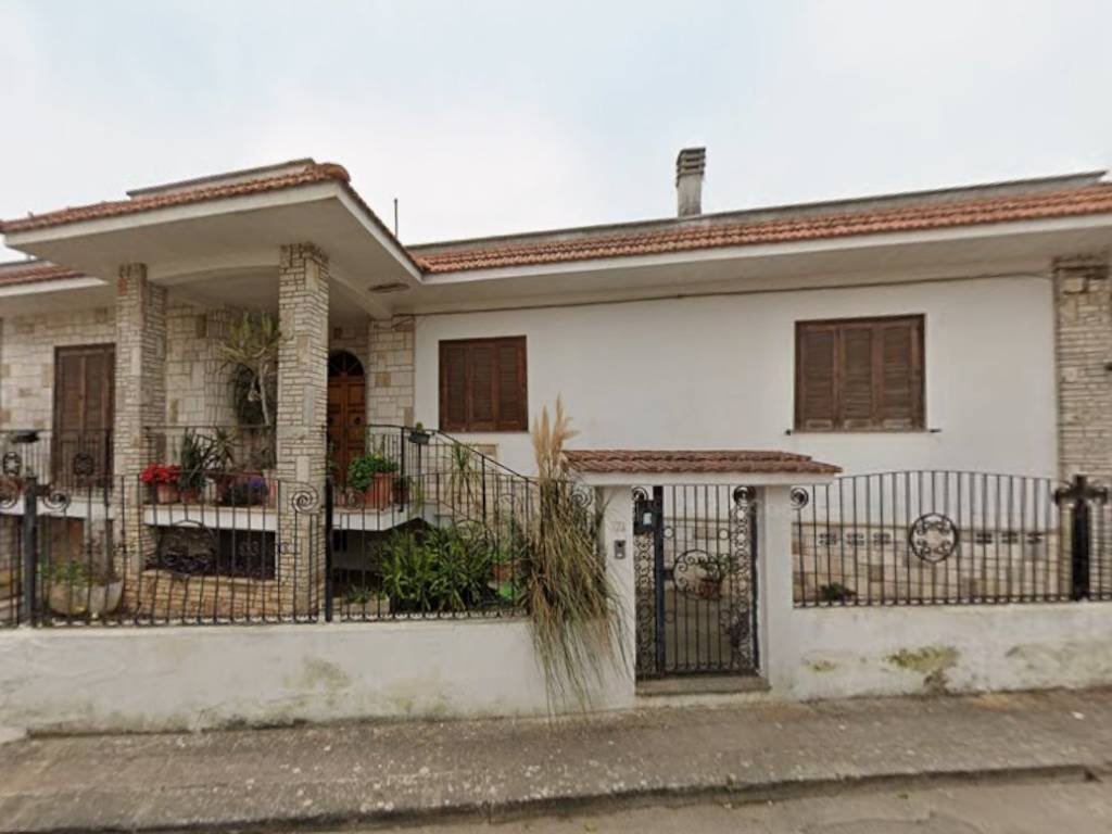 casa indipendente in vendita ad Avetrana